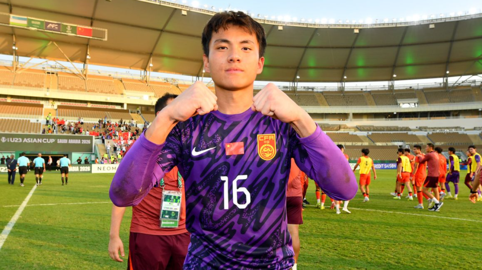 开云体育官方-李昊：看到球迷接机很激动！没什么虽败犹荣，决赛输了就是输了