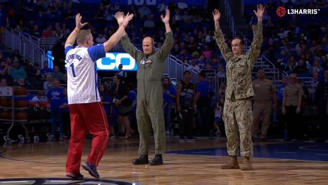 开云体育官网-疫情下的NBA：中场表演者的寒冬尚未过去